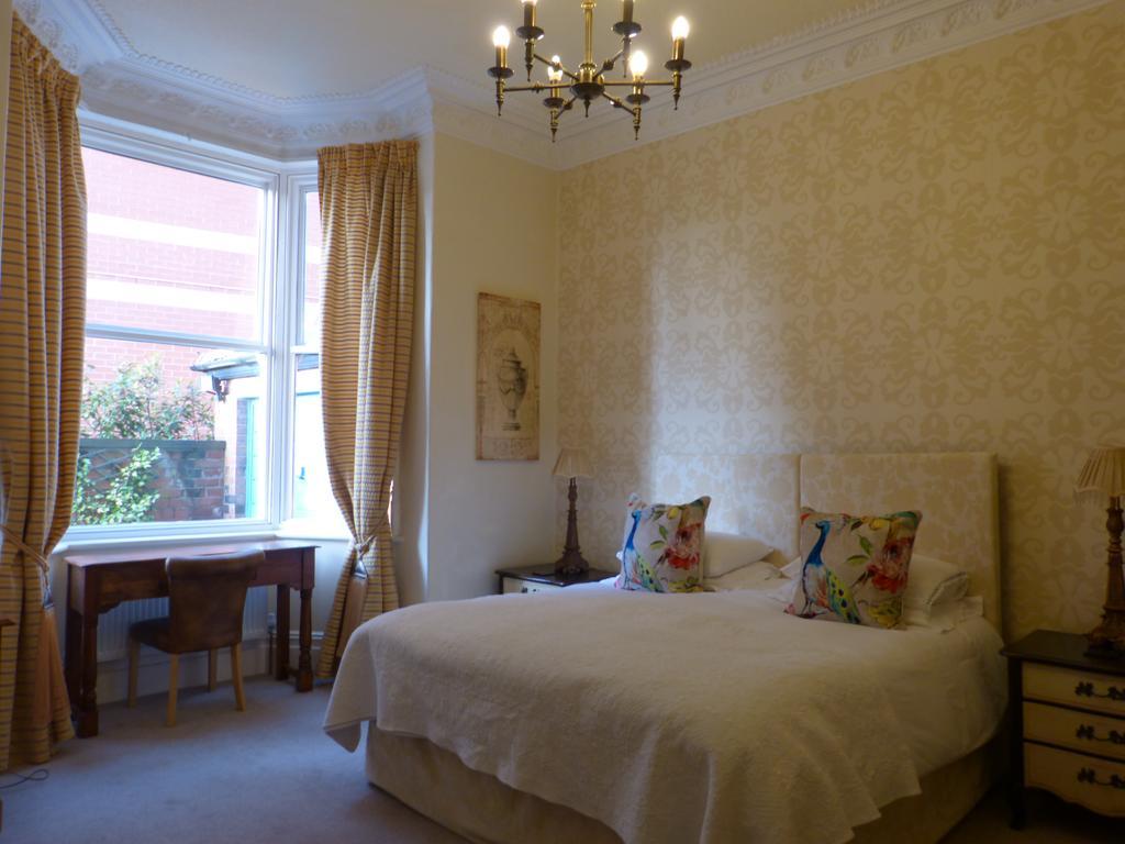 Inglewood Boutique Rooms With Self Catering Чорли Екстериор снимка